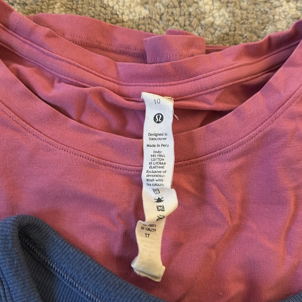 lululemon athletica short Sleeve Tees in Pink and Blue - Picture 2 of 3